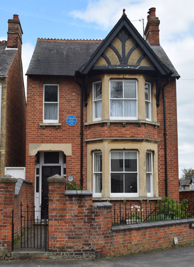 34 Oxford Road, Littlemore
