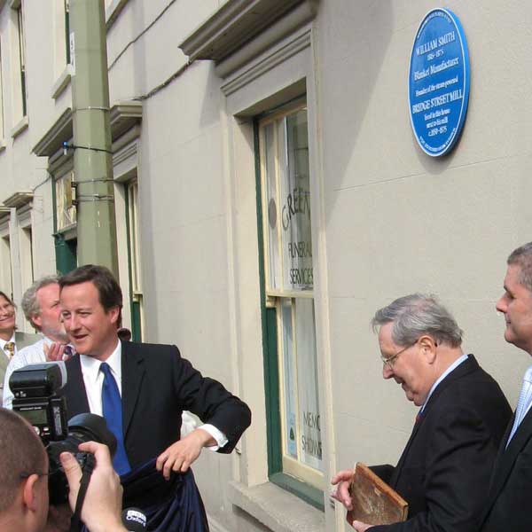David Cameron unveiling William Smith’s plaque